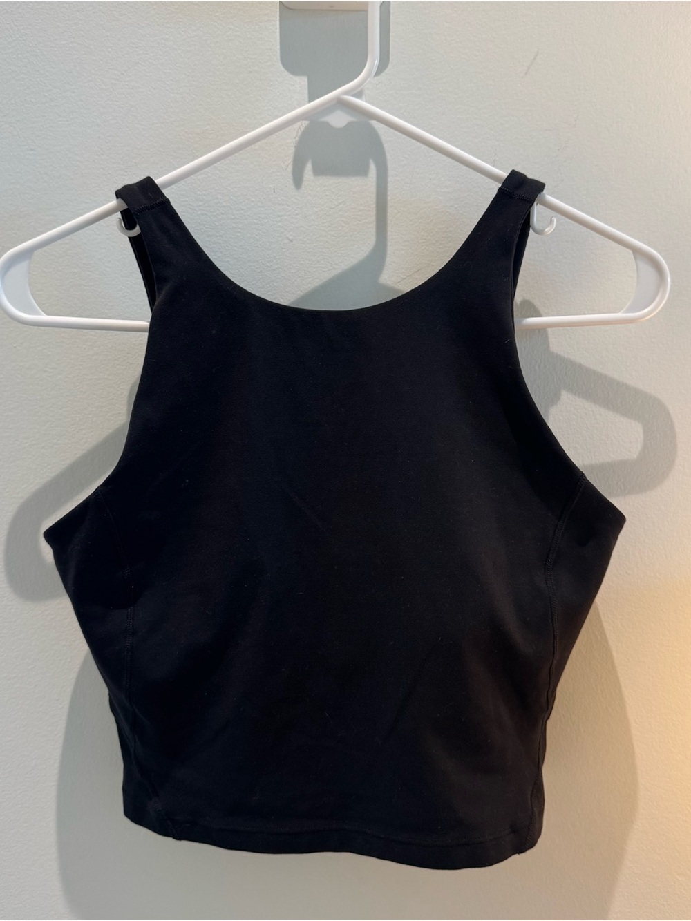 LULU LEMON — Tank w/ Built-in Bra